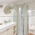 The White Attic アパート サンレモ