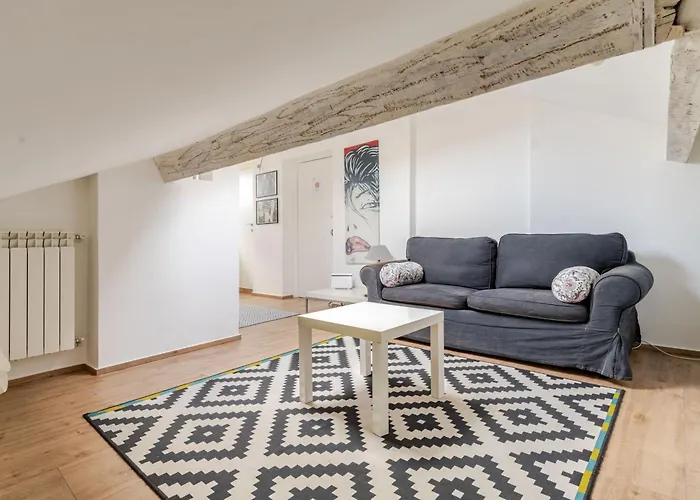 Apartman The White Attic